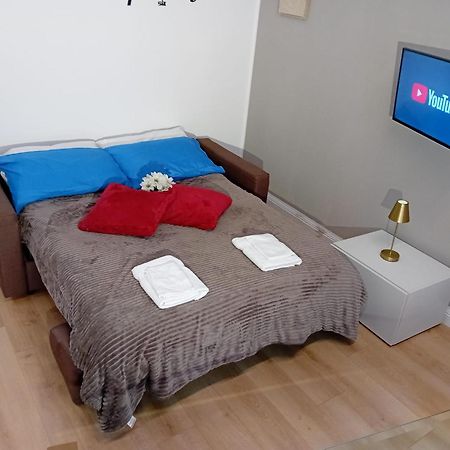 Snapstay Luxury Apartments In Centro A Trieste Luaran gambar