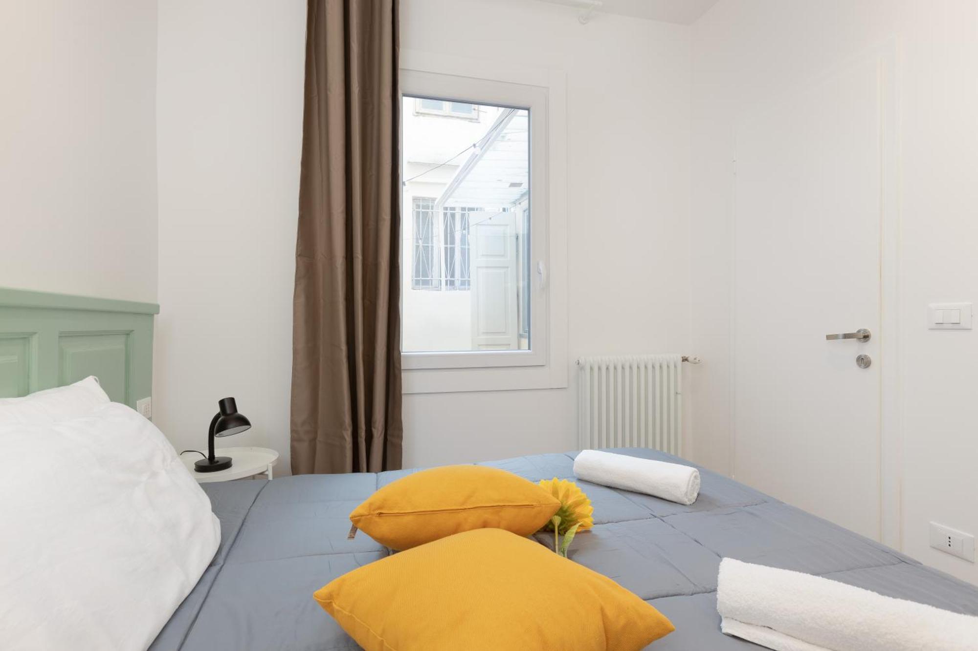 Snapstay Luxury Apartments In Centro A Trieste Luaran gambar