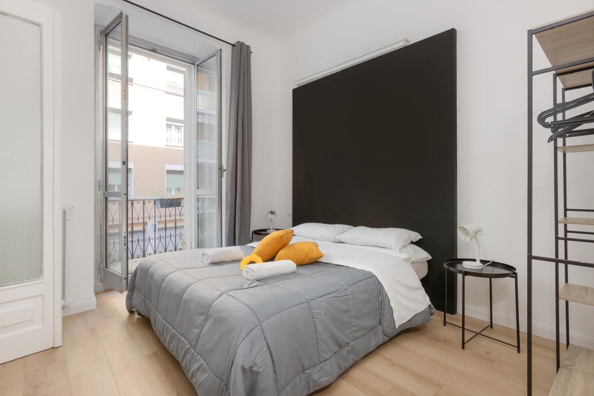 Snapstay Luxury Apartments In Centro A Trieste Luaran gambar