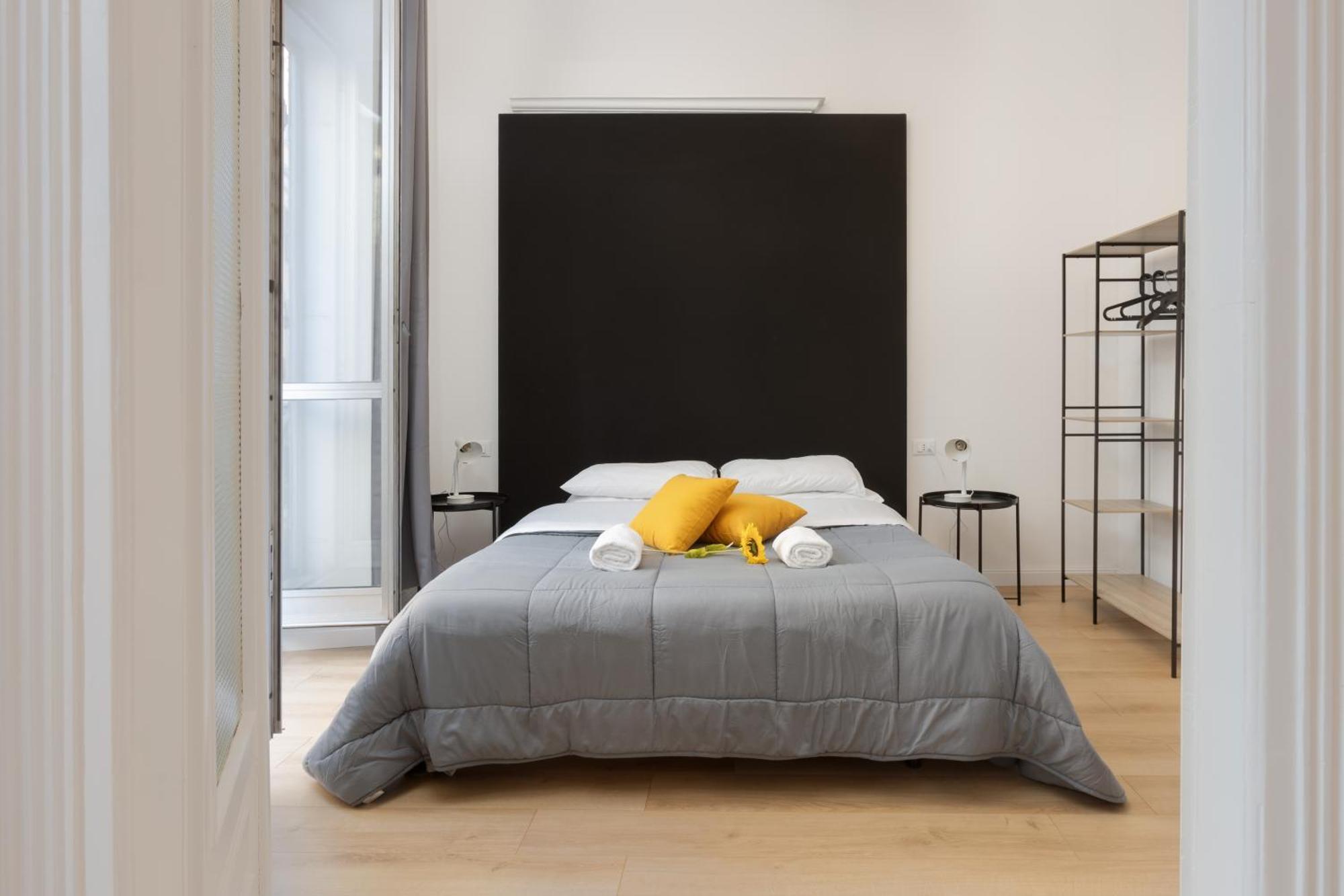 Snapstay Luxury Apartments In Centro A Trieste Luaran gambar