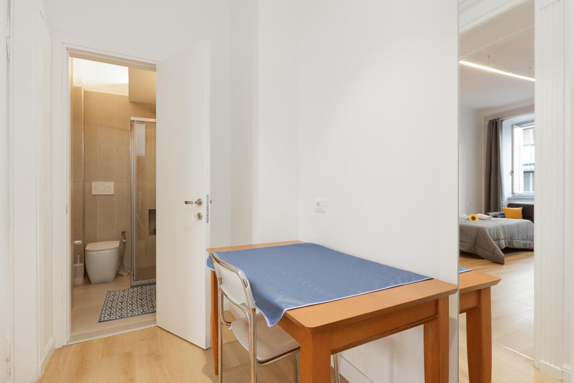 Snapstay Luxury Apartments In Centro A Trieste Luaran gambar
