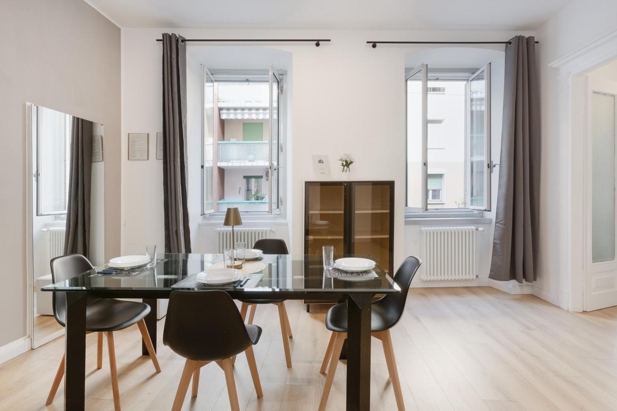 Snapstay Luxury Apartments In Centro A Trieste Luaran gambar
